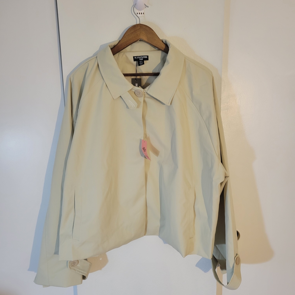 PrettyLittleThings Plus Cream Cropped Jacket